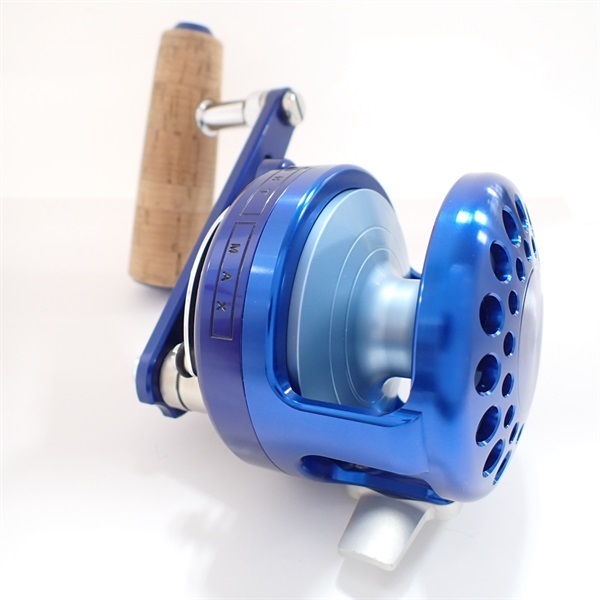 Ｃ３ーＲＨブルーリミテッド